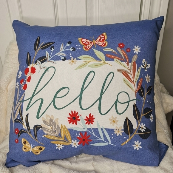 🌻2/$25🌻Hampton Bay Outdoor Decor Pillow ,  Floral‎ Graphic - Picture 3 of 3